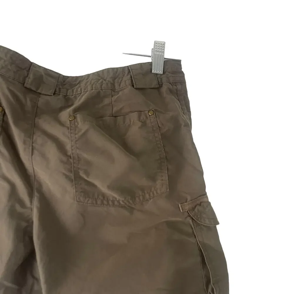 Alpine Design Women's Size 6 Green Cargo‎ Outdoor Shorts